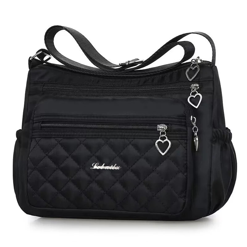 Borsa con Dettagli a Cuore per l'Uso Quotidiano