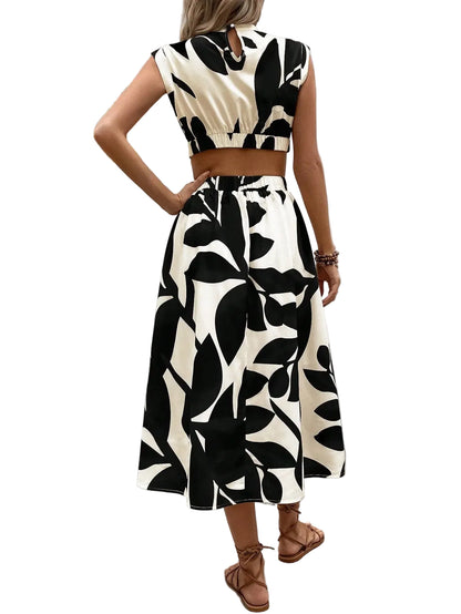 Women's Black White Abstract Leaf Print Maxi Dress