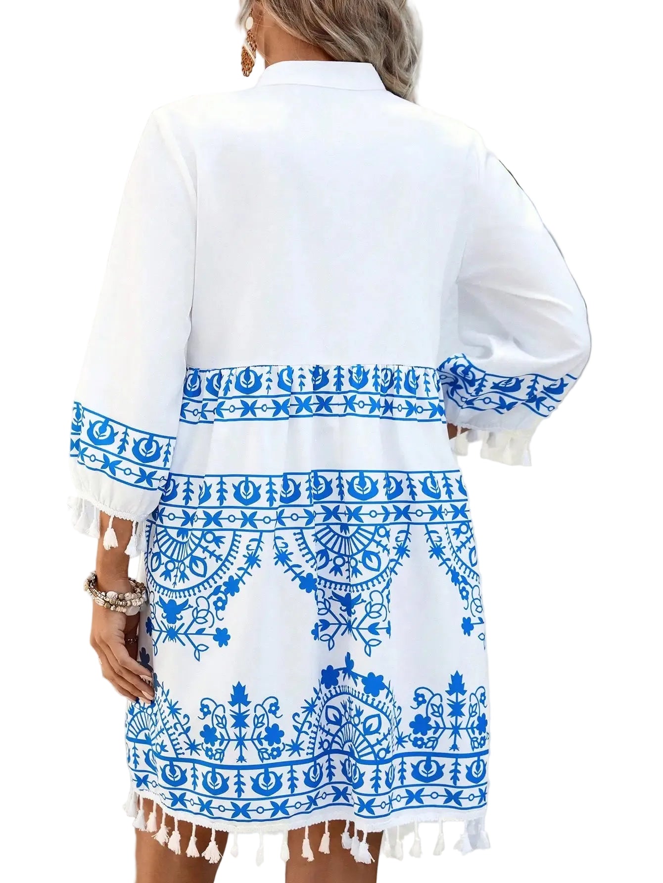 White background wavy pattern women's mid-length dress, casual, vacation style